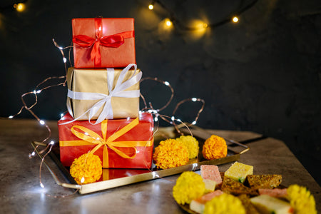 How to pack and ship Diwali gift hampers without breakage